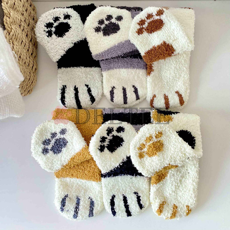 Cat paw socks